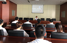 公司組織員工參加“樹立風(fēng)險(xiǎn)意識，遠(yuǎn)離非法集資”投資者宣傳教育活動